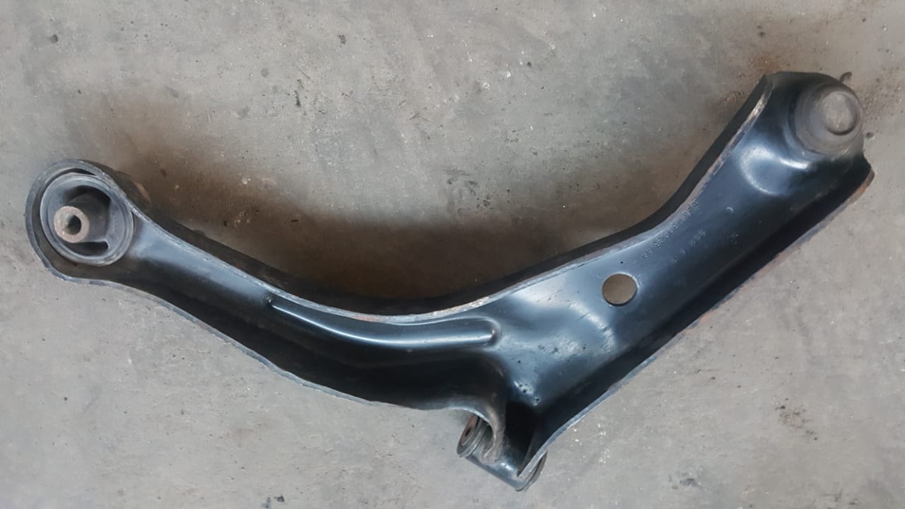 BANDEJA DELANTERA DERECHA FORD ESCAPE 2008 AL 2012